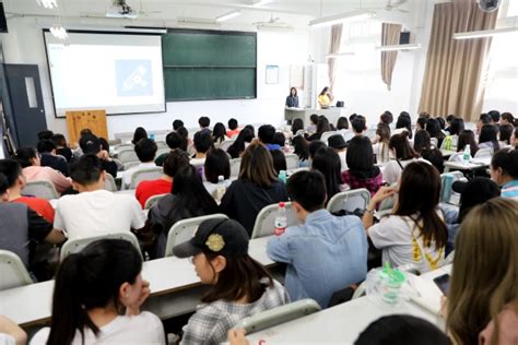 国际教育学院召开2018年学生赴国外（境外）短期交流计划实施工作第一次会议