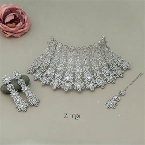 Nooriya - AD Necklace Set with Earrings, Maang Tikka – Zilmor