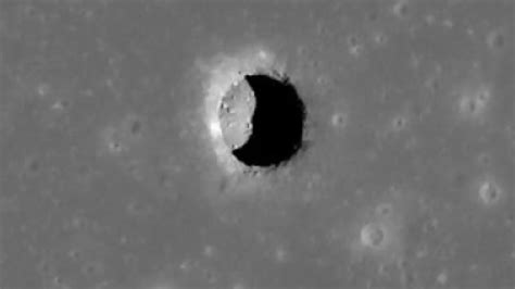 NASA's LRO finds lunar pits with temperatures suitable for humans