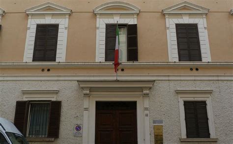 RESIDENZA PRAETORIA (Rome) - Hotel Reviews, Photos, Rate Comparison ...