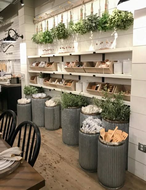 Retail Rustic Store Displays 的图像结果