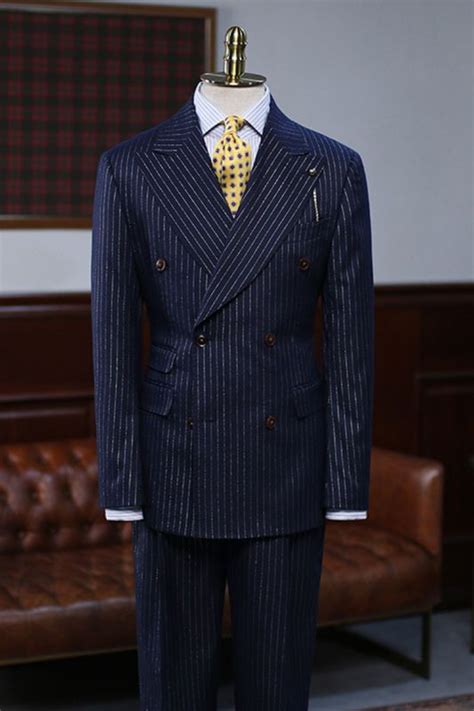 Navy Business Suit 的图像结果