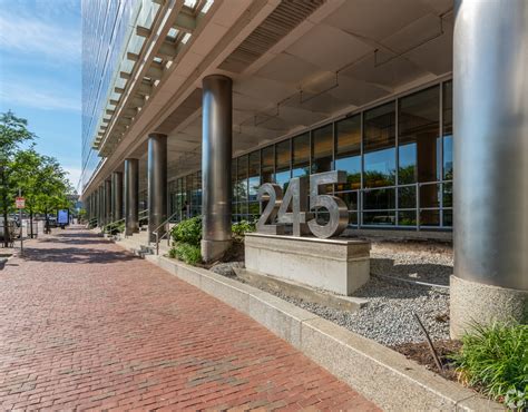 245 Summer St, Boston, MA 02210 - Fidelity Building | LoopNet