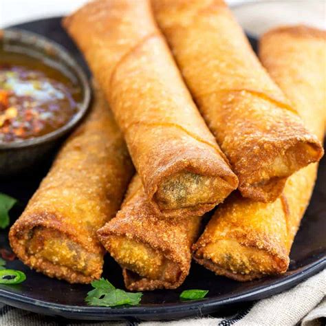 Crispy Vegetarian Egg Rolls (VIDEO) - Jessica Gavin