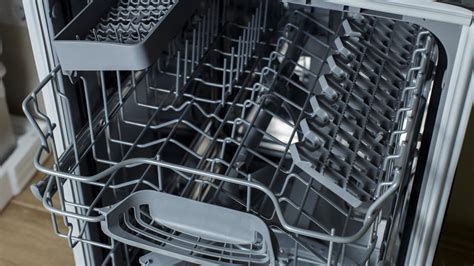 Bosch Dishwasher Troubleshooting: Quick Fixes and Expert Tips - Machine ...