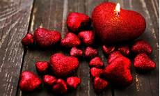 candele a cuore candele di san valentino fai da te 8 idee romantiche leitv candele a cuore candele di san valentino fai da te 8 idee romantiche leitv