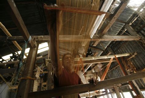 The Threads of India’s Handloom Industry Are Being Gnawed Away at By GST