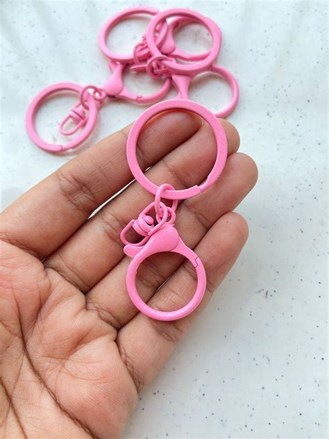 Colourful round keychain with swivel clasp (Part-1) | Earring Findings