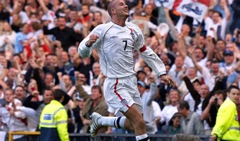 10 Best David Beckham Football Shirts of All TIme – Champions Kit