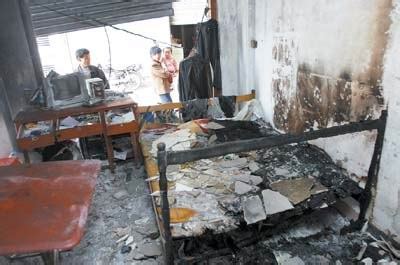 哈尔滨一民宅煤气罐爆炸起火,1人被烧伤,玻璃崩飞,多车受损|烧伤|煤气罐|爆炸_新浪新闻