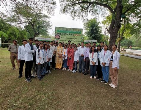 Press Release: Press Information Bureau