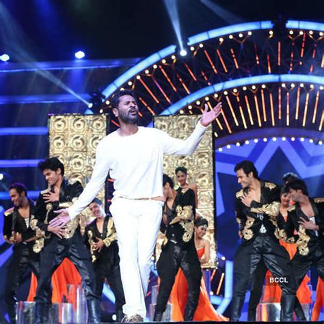 IIFA Utsavam 2016: Performances | IIFA Utsavam 2016: Performances ...