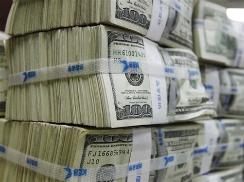 This Is What A Trillion Dollars Looks Like | 15 Minute News