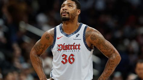 Marcus Smart will sign with the Lakers after getting a buyout from ...