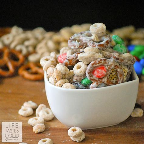 Easy Sweet and Salty Snack Mix with M&M's | Life Tastes Good