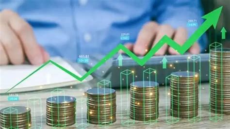 Planning to invest Rs 10 lakh this Diwali? Here's what experts say for ...