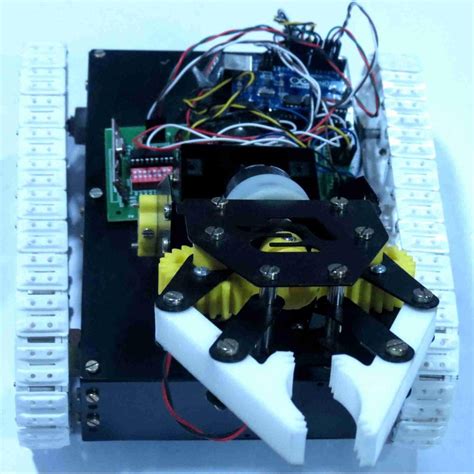 Buy RF Controlled PICK & PLACE ROBOT -Arduino Based