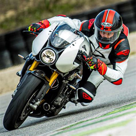 Best Motorcycle Safety Gears | Helmets in India – PowerSports International