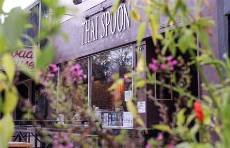 Recipe: Thai Spoon's Garlic Pepper Chicken | Eat & Drink | redandblack.com