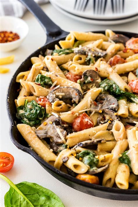 Mushroom and spinach pasta – Artofit