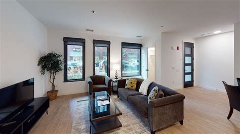 West Loop – Suite Home Furnished Housing