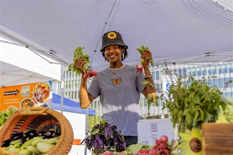 Discover the Best of Local at the Downtown Phoenix Farmers Market ...