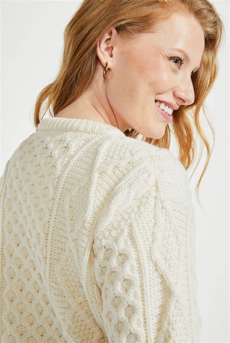 Éireann Ladies Traditional Aran Supersoft Sweater - Cream