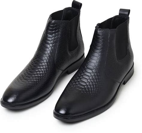 Black Chelsea Boots - Buy Black Chelsea Boots online at Best Prices in ...