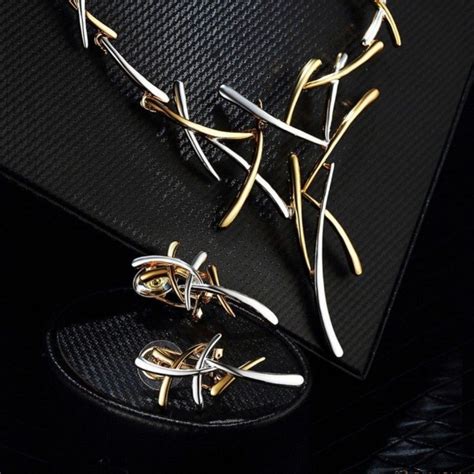 Statement Jewellery Collection Dec 2020 – Blingvine