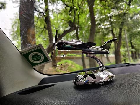 Urban Car Decor Car Dashboard Idol Auto Rotation Double Ring Air ...