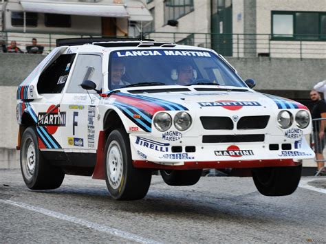 Wallpapers of Lancia Delta S4 Gruppo B SE038 (1986) (2048x1536)