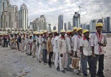 迪拜的工资大概多少钱一个月(在迪拜捡垃圾也能暴富吗) - 千梦