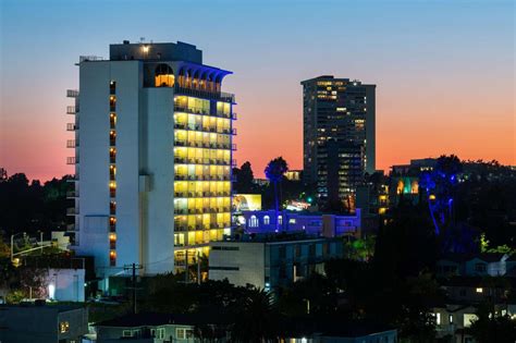 MR. C BEVERLY HILLS HOTEL LOS ANGELES | FAMILY ACCOMMODATION AND SEA VIEW