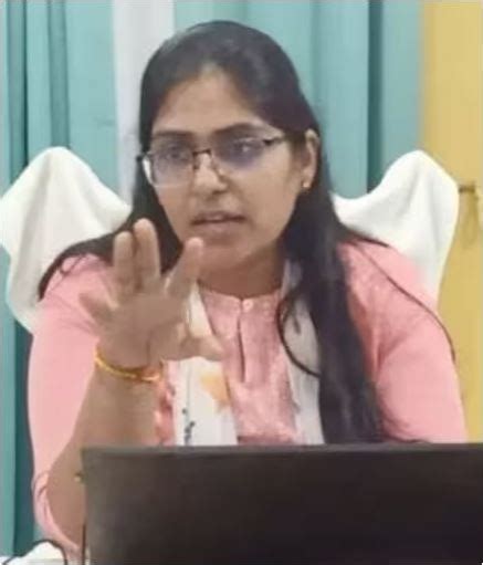 एक्शन में SDM ज्योति मौर्य... रील्स, मीम्स और अश्लील गाने बनाने वालों ...