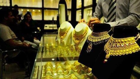 Gold rate today: Yellow metal extends safe haven appeal on SVB collapse ...