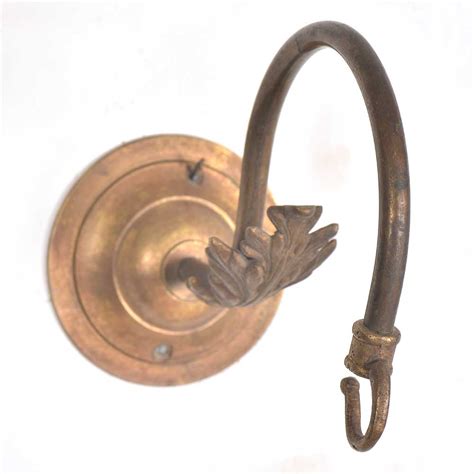Brass Leaf Lamp Holder with Bracket
