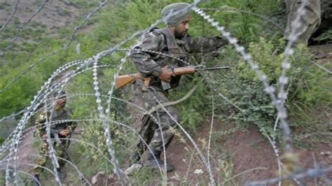 J&K Police arrests LeT terrorist in Sopore, was providing shelter ...