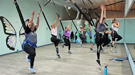 Bungee Exercise Class 的图像结果