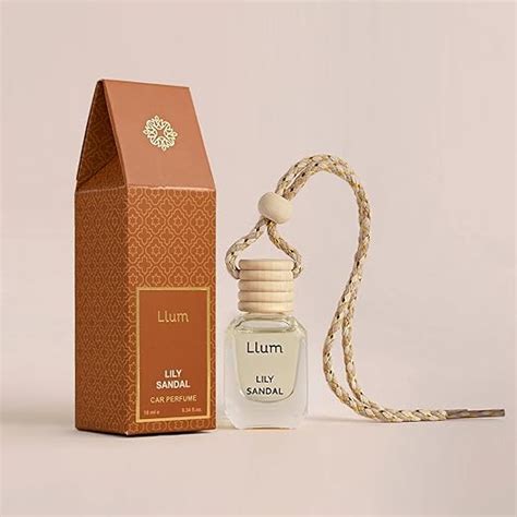 Llum Lily Sandal Hanging Car Air Freshener |10ml, Pack of 1 |Luxury ...