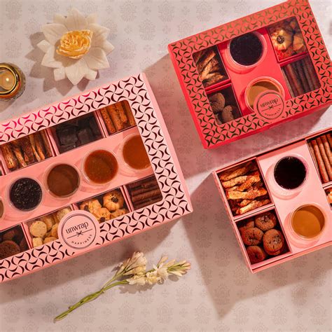 Shop Christmas Gift Hampers Online – UNWRAP HAPPINESS