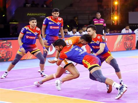 Puneri Paltan overturn 13-point deficit to beat UP Yoddhas, at top of ...