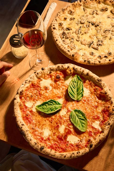 🍕 Delicious Pizza, Sandwiches, Salads, & More in Miami, Florida ...