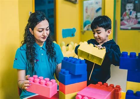 Mother Toddler Programme in Best Play School - Makoons