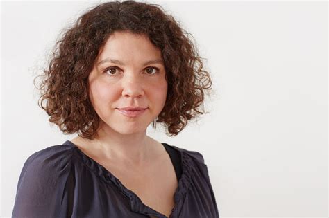 Biografie – Daniela Schiffer