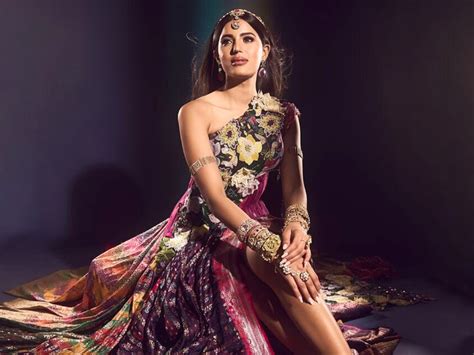 Sonal Kukreja displays India's diverse fabric at the Miss Supranational ...