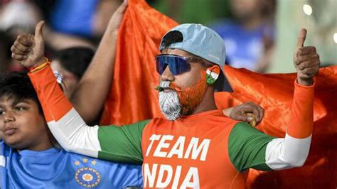 Roadhouse blues: The nomadic life of an Indian super fan