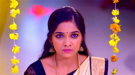 Watch Amma Makal TV Serial 22nd March 2022 Full Episode 129 Online on ZEE5