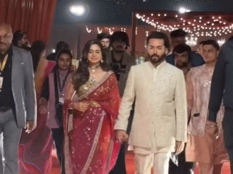 Singers Kinjal Dave & Dhruvin Shah host reception in Ahmedabad ...