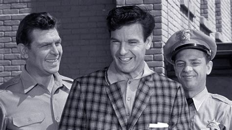 Watch The Andy Griffith Show Season 1, Episode 31: The Guitar Player ...