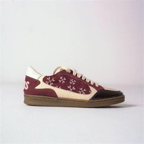 Gully Number 001 - Barfi Burgundy for women – Gully Labs